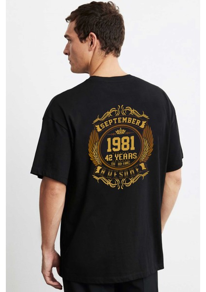 Vintage Gold Awesome Series September 1981 Siyah Ön Arka Oversize Tshirt fiyatları