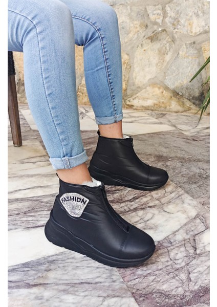 Siyah Renk Düz Topuk Taşlı Fermuarlı Kadın Bot modelleri