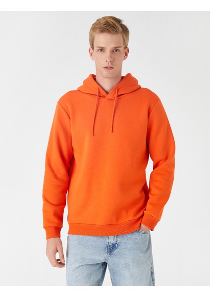 Basic Kapşonlu Sweatshirt