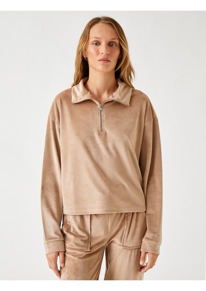 Dik Yaka Pijama Üstü Kadife Fermuarlı modelleri