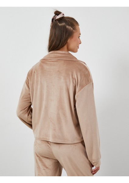 Dik Yaka Pijama Üstü Kadife Fermuarlı fırsatları