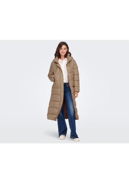 Onlcammie X- Long Quilted Coat Otw Kadın Günlük Mont 15267338-TIGERS-EYE Krem