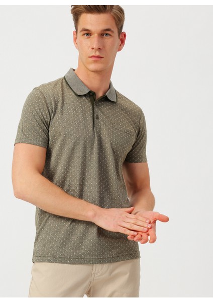 Cep Detaylı Desenli Haki Polo T-Shirt