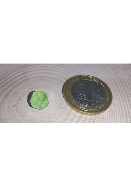 Peridot Taşı Otantik Doğal Kesim (Yüzük, Kolye Ucu Vb Yapımına Uygun) (Ortalama 4,5 Karat) fiyatları