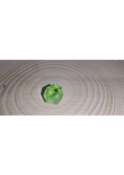 Peridot Taşı Otantik Doğal Kesim (Yüzük, Kolye Ucu Vb Yapımına Uygun) (Ortalama 4,5 Karat) modelleri