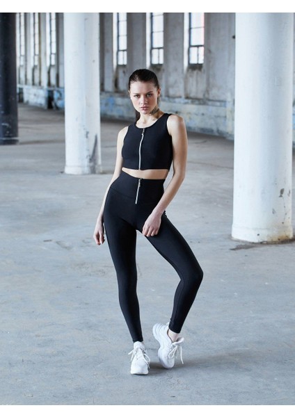 Fermuarlı Siyah Spor Büstiyer modelleri