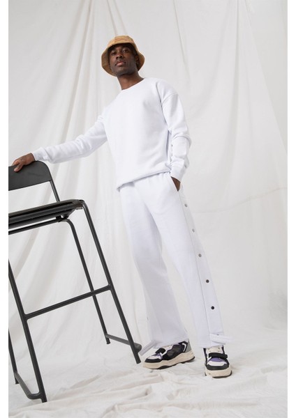 Erkek Vibe Oversize Beyaz Sweatshirt modelleri