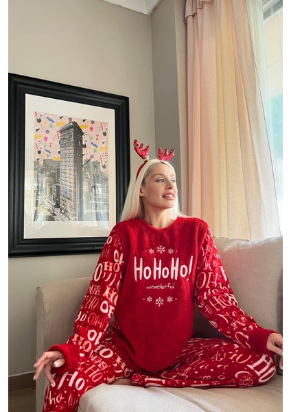 Kırmızı Hoho Desenli Kadın Peluş Pijama Takımı modelleri