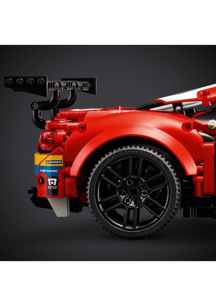 Technic Ferrari 488 GTE #AF Corse #51# 42125 - Spor Araba Seven Yetişkinler İçin Koleksiyonluk Yaratıcı Oyuncak Model Yapım Seti (1677 Parça)