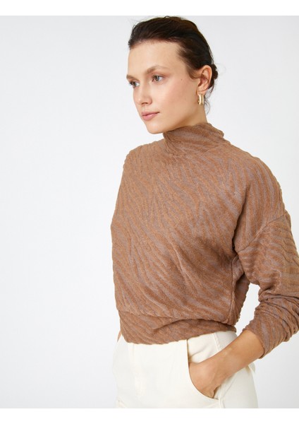 Balıkçı Yaka Sweatshirt fiyatları