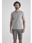 Basic Suprem V Yaka Gri Erkek T-Shirt TS22YNOS002_D55 1