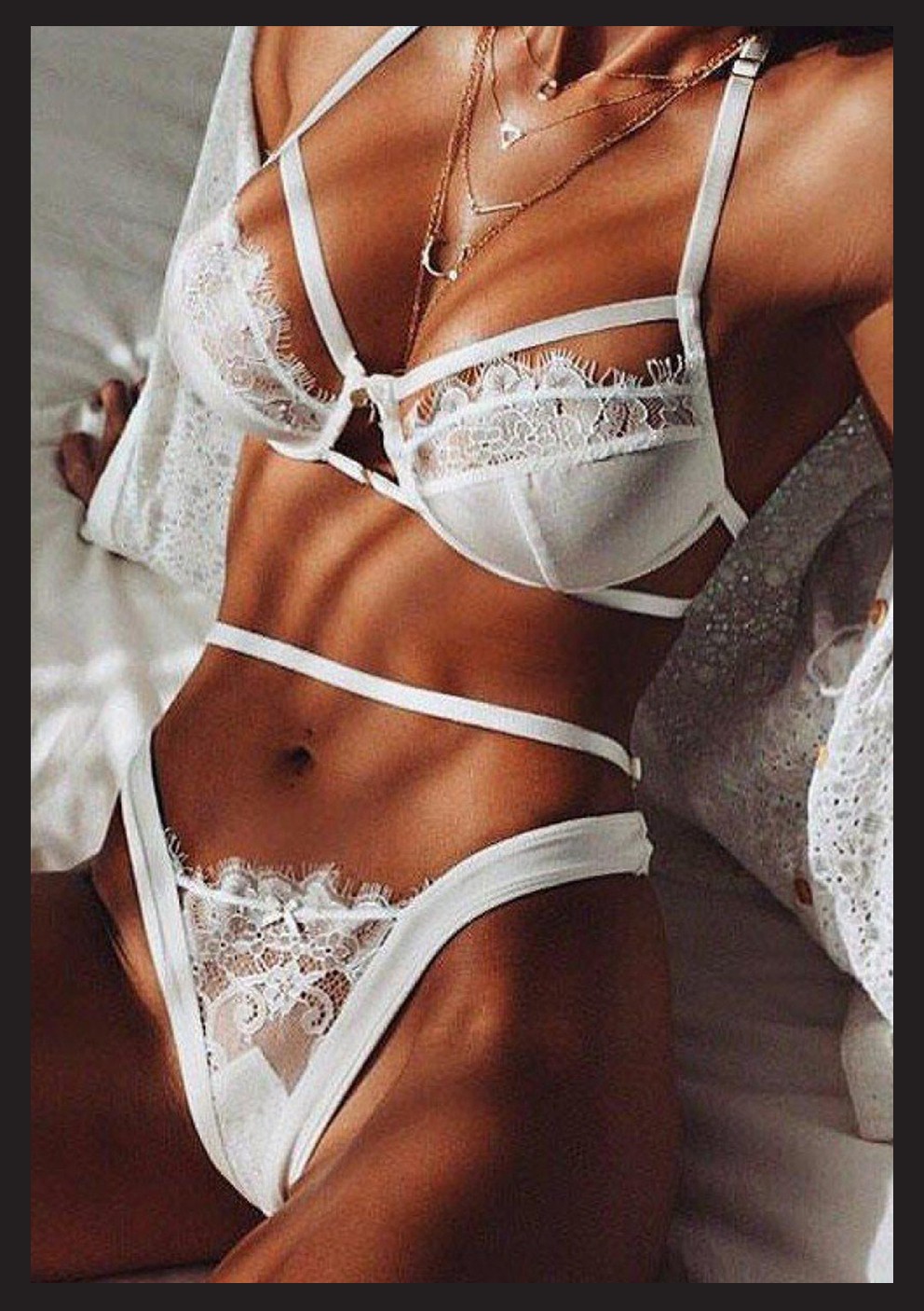 LoeFit Kadın Beyaz Dantel Detaylı Iç Çamaşır Takımı Sexy Fantazi New Model