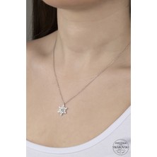 Swarovski Swarovski Taşlı Gümüş Kartanesi Kadın Kolye