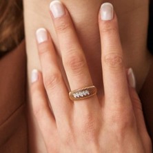 By Golden House Stair Pırlanta Yüzük