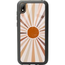 Spoyi Huawei Y5 (2019) Retro Güneş Tasarımlı Glossy Telefon Kılıfı