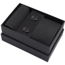 Esgue U Harfli Kol Düğmesi & Siyah Kravat & Mendil Kutulu Hediye Seti