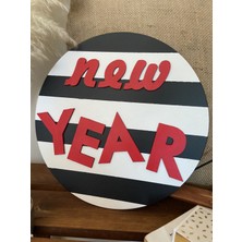 Windly Concept Yılbaşı Temalı Dekoratif Kapı Süsü Ahşap Duvar Dekoru New Year 30 cm Çap