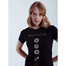 Fenerbahçe Orijinal 5 Logolu Kadın T-Shirt Hediyelik Ahşap Kutulu