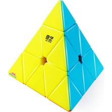 Hediyecik Qiyi Qiming S2 Pyraminx Zeka Küpü Rübik Küp Yapışkansız