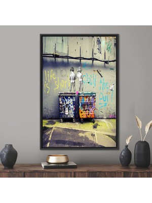 Kayra Export 1 Parça Siyah Çerçeveli Kanvas Tablo Naked Boys Kanvas Poster Banksy Boy Duvar Dekoru