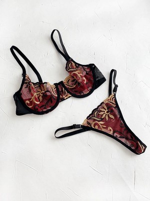 Gece İncisi Balenli Dantelli Sütyen Takım