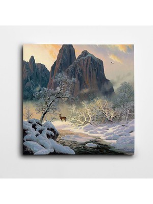 Dekolata Karlı Orman ve Geyik Kare Kanvas Tablo