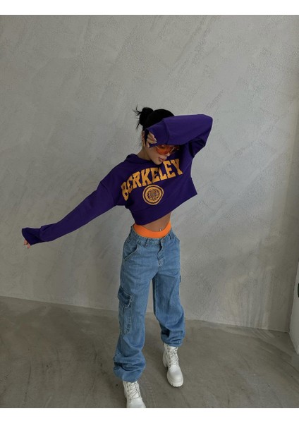 Kadın Berkeley Baskılı Crop Mor Sweatshirt