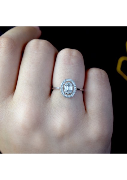 Yuvarlak Kesim Baget Altın Yüzük modelleri