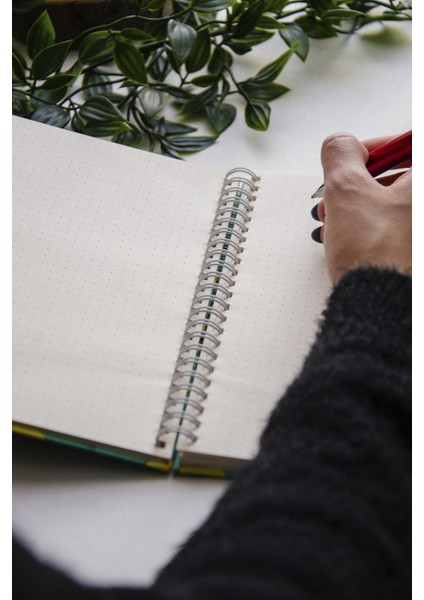 Sert Kapak Spiralli Noktalı Defter - Bullet Journal