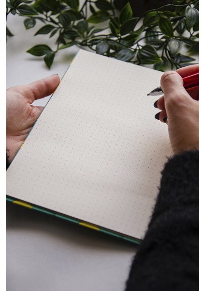 Sert Kapak Spiralli Noktalı Defter - Bullet Journal