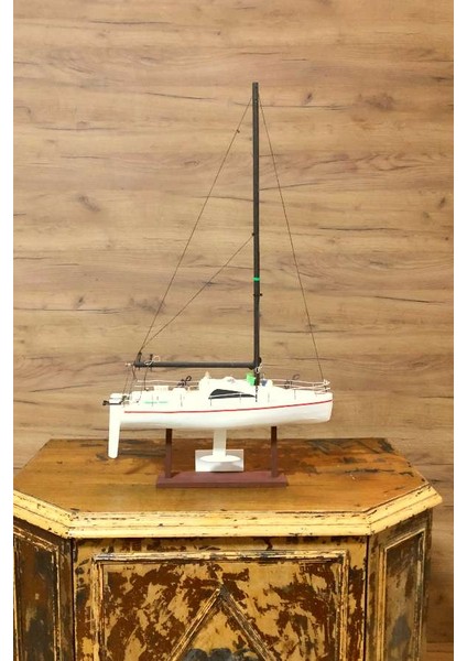 R Boat Private Yelkenli Gemi Maketi