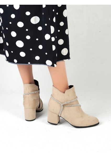 22-B17 Süet Ayışığı 5 cm Topuklu Kadın Bot fiyatları
