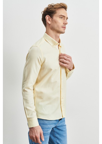 Erkek Sarı Slim Fit Dar Kesim Pamuklu Gizli Düğmeli Yaka Uzun Kollu Oxford Gömlek indirimleri