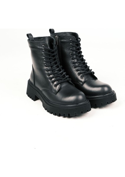 Deri Kadın Bot