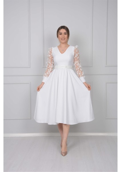 Double Kumaş Kolları 3 Boyutlu Çiçekli Elbise - Beyaz