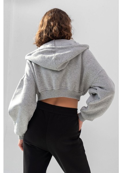 Gri Kapüşonlu V Yaka Crop Kalın Içi Polarlı Örme Sweatshirt