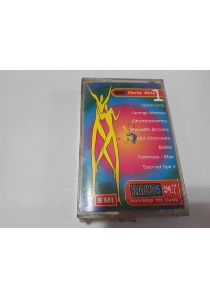 Radyo 5 Party Hıts 1 Kaset