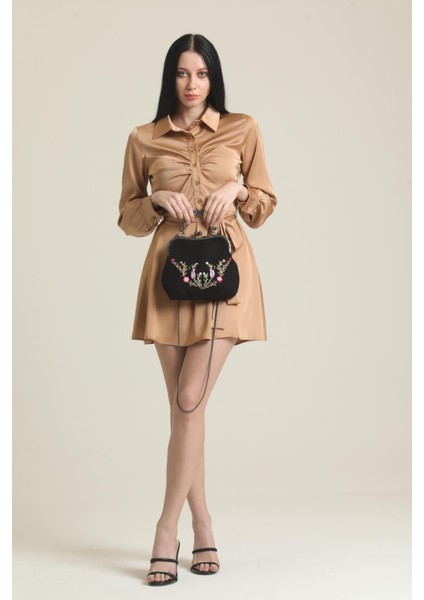 Siyah Nakış Işlemeli Çanta fırsatları