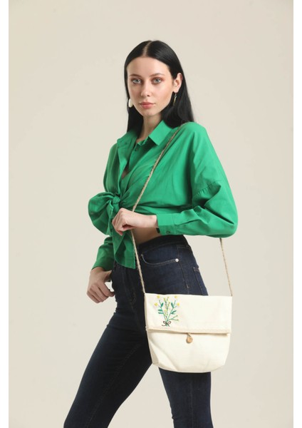 Papatya Nakışlı Çapraz Çanta fiyatları