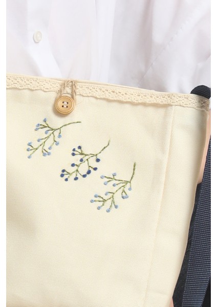 Mavi Nakışlı Çanta indirimleri