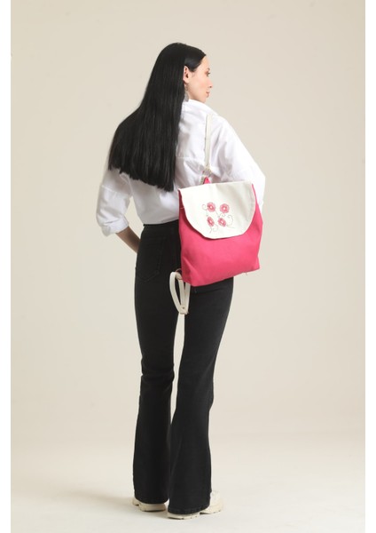 Pembe Nakışlı Tasarım Sırt Çantası