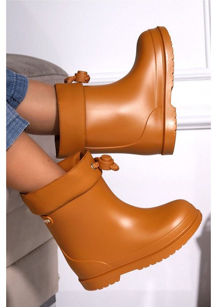Bimbi Euri Çocuk Caramelo Karamel Yağmur Çizmesi W10257-215 PVC Malzeme ile Kaymaz ve Su Geçirmez fiyatları