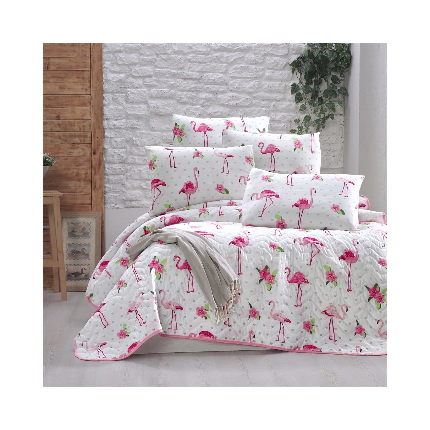 The Fabric Flamingo Çift Kişilik Yatak Örtüsü Seti Fiyatı