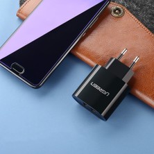 Ugreen Çift USB Çıkışlı Akıllı Şarj Cihazı Beyaz