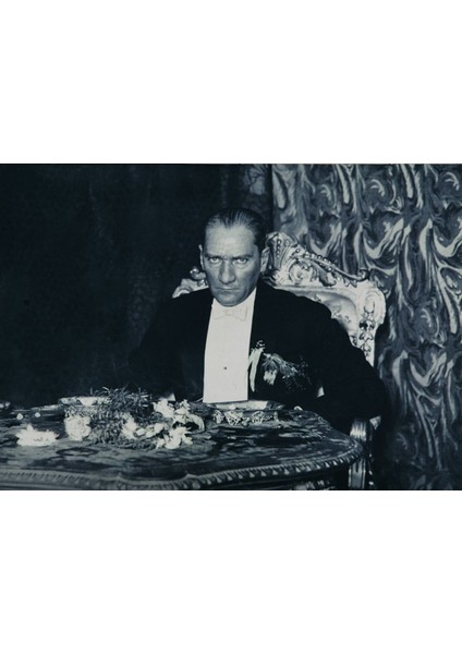 Atatürk Portresi Kanvas Tablo