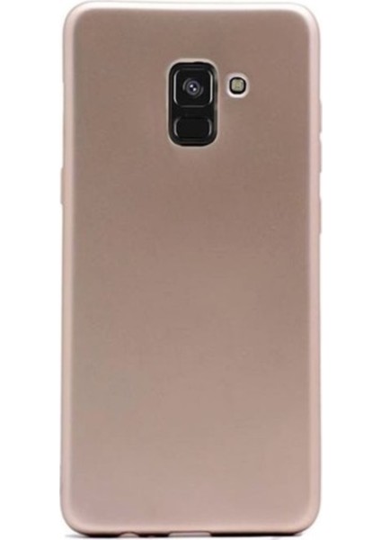 Samsung Galaxy A8 2018 Mat Premium Silikon Kılıf - Gold