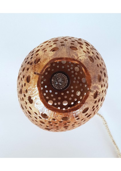 Hindistan Cevizi Kabuğundan El Yapımı Masa Komodin Lamba 14 cm