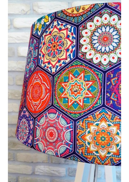 Mandala Desen Masif 3 Ayaklı Lambader Mor / Beyaz modelleri