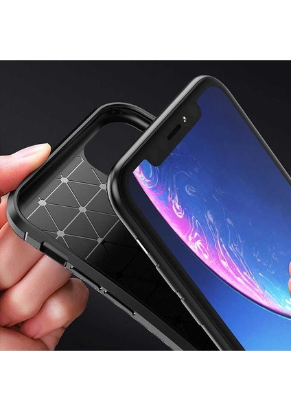 Apple iPhone 11 Kılıf Negro Karbon Dizayn Silikon Siyah