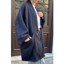 Kinua Studio - Yumuşak Dokulu Kapitone Kalın Ovre Kimono - Unisex, Cepli
